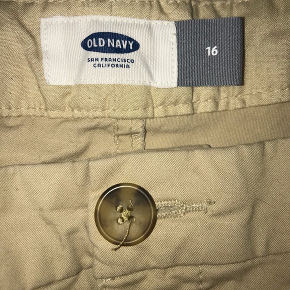 🩳Old Navy Shorts 🩳 - Picture 3 of 3